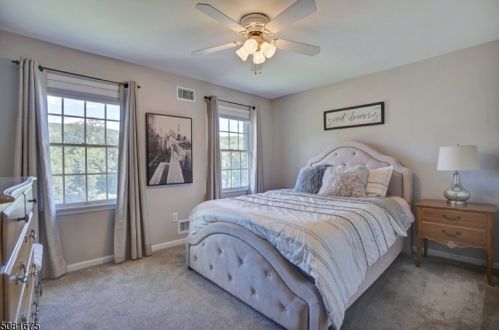 58 Finch Rd, Skyline Lakes NJ  07456-2423 exterior