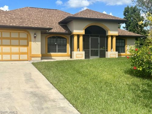 4300 21st St, Lehigh Acres, FL 33976-3226