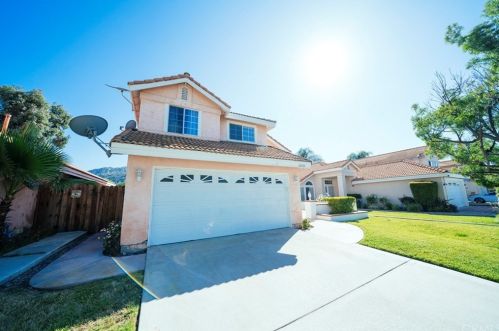 30277 Pechanga Dr, Temecula, CA 92592-2525