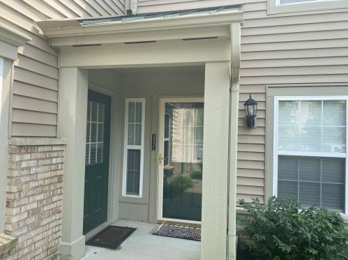 2395 Twelve Oaks Dr, Florence, KY 41042-7205