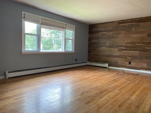 1374 Lambert St, Rahway NJ  07065-1930 exterior