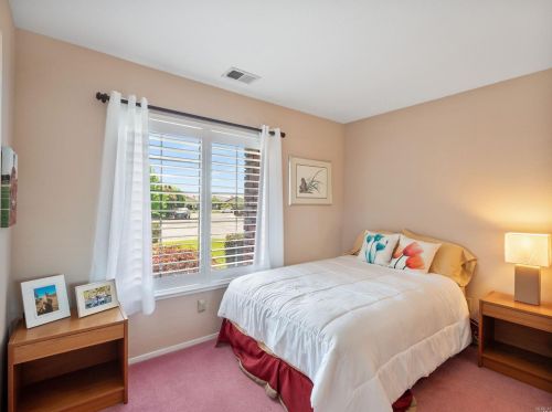 1423 Fry Ct, Benicia CA  94510-2576 exterior