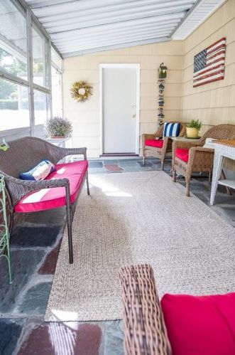 17 Barden Ln, Warren RI  02885-3607 exterior