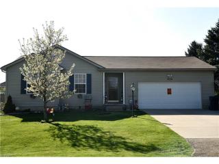 1723 Brunnerdale Ave, Massillon, OH 44646-2891