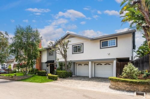 22704 Islamare Ln, El Toro, CA 92630-3634