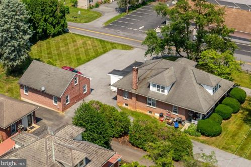 293 Main St, Bareville, PA 17540-1923