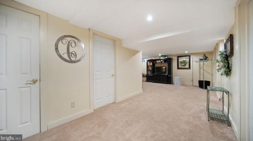 26 Pintinalli Dr, Trenton NJ  08619-1538 exterior