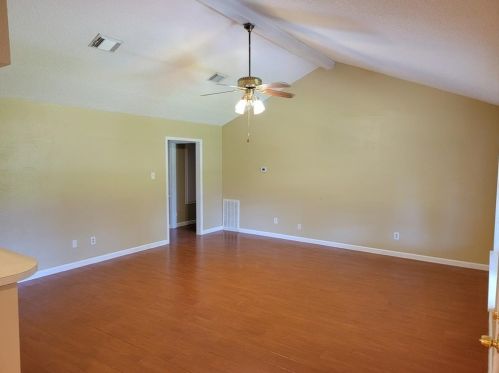 1118 Jeffrey St, Deer Park TX  77536-5108 exterior
