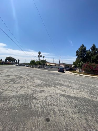 8835 Las Posas St, Pico Rivera CA  90660-1643 exterior