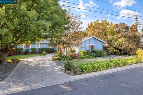1691 Westchester Pl, Concord, CA 94519-1939