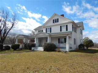 218 Carolina Ave, Longtown, NC 27011-9096