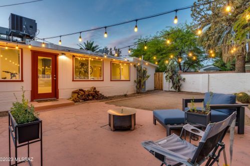 221 Calle De Jardin, Tucson AZ  85711-3406 exterior