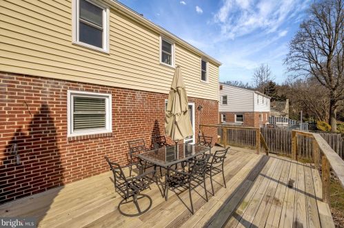 232 Lyndhurst Ave, Wilmington DE  19803-2346 exterior