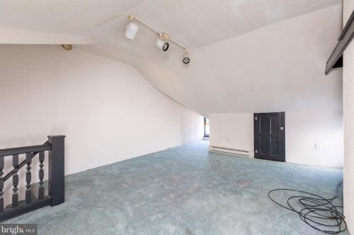 18 Middle St, Hanover PA 17331-3746 exterior