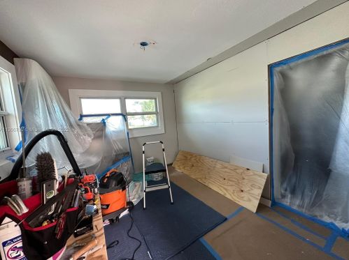 935 Nautilus Isle, Dania Beach FL  33004-2356 exterior