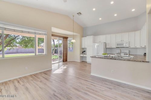 2769 Devon Ct, Gilbert AZ  85296-8865 exterior
