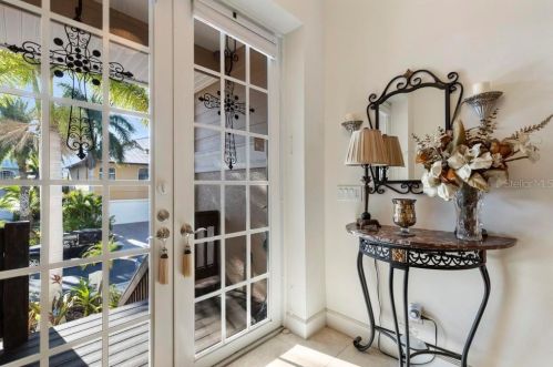 705 Shakett Creek Dr, Nokomis FL  34275-2252 exterior