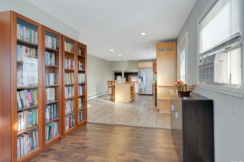 1147 Bellmore Rd, North Bellmore NY  11710-3701 exterior