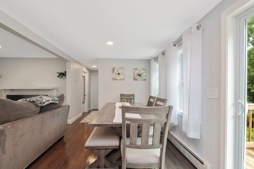 3 Leland Hill Rd, Sutton MA  01590-3852 exterior