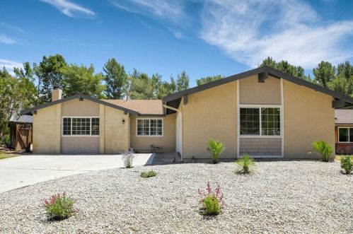 29344 Abelia Rd, Santa Clarita, CA 91387-2253