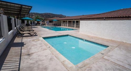 15935 Spring Oaks Rd, El Cajon CA  92021-2648 exterior