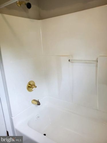 7 Maymont Ln, Willingboro NJ  08046-3118 exterior