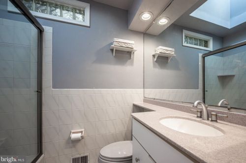 310 Pinehurst Rd, Wilmington DE  19803-3115 exterior