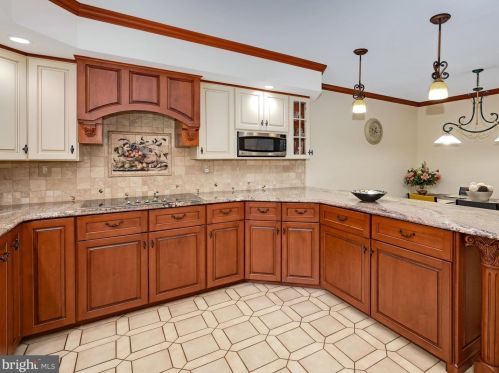 1716 Old Welsh Rd, Huntingdon Valley PA  19006-5838 exterior