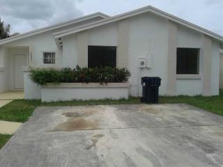 19351 125th Ave, Miami, FL 33177-6549