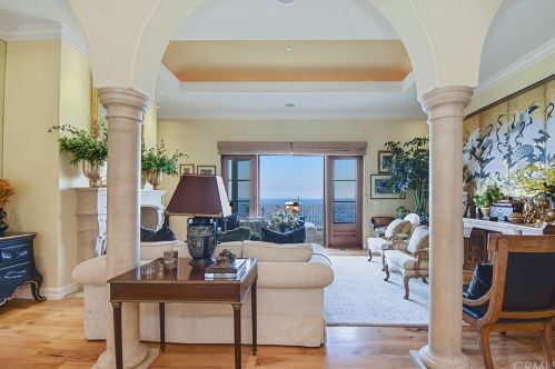 1128 Palos Verdes Dr, Palos Verdes Estates CA 90274-0015 exterior