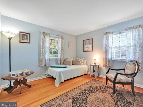 224 Maple St, Ephrata PA  17522-2513 exterior