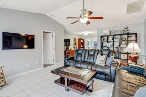27090 Morgan Rd, Bonita Springs, FL 34135-4712