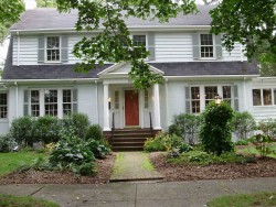 187 Nehoiden Rd, Newton, MA 02468-1343