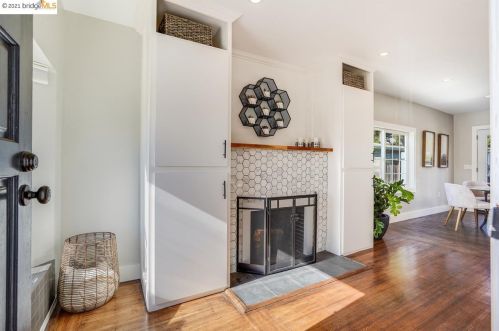 3045 Humboldt Ave, Oakland, CA 94602-3650