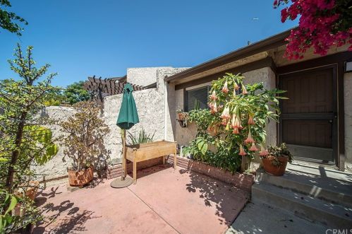 23251 Sesame St, Torrance, CA 90502-3039
