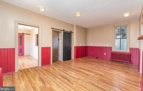 296 2nd St, Highspire PA  17034-1555 exterior