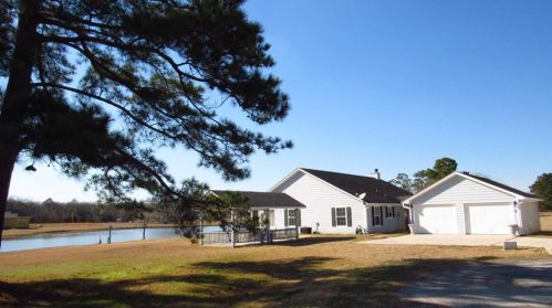 140 Meadowview Dr, Chita, TX 75862-8902