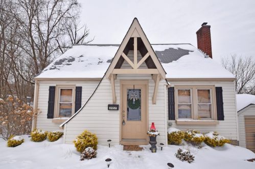 3957 Biehl Ave, Cincinnati, OH 45248-3203