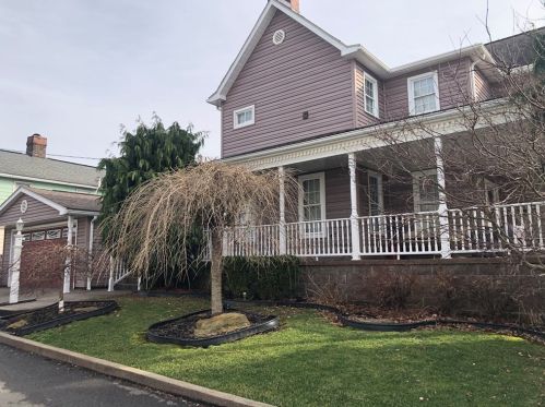 211 Prospect St, South Connellsville, PA 15425-3345