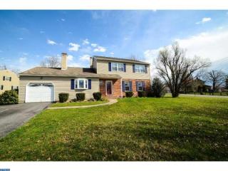 1 Carriage Dr, Downingtown, PA 19335-1539