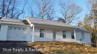 1441 Old Newport Hwy, Pigeon Forge TN  37862-5108 exterior