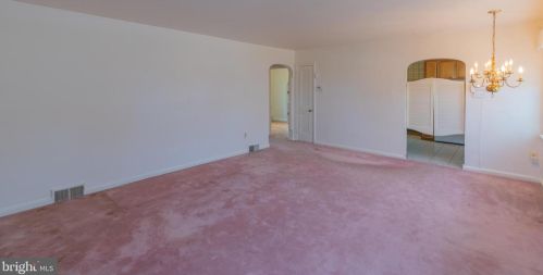 115 Locust St, Newtown Square PA  19073-3329 exterior