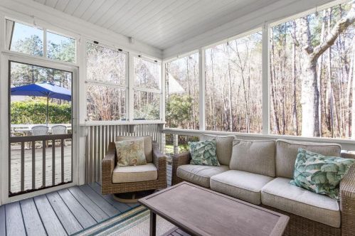 1405 Densmore Cir, Mount Pleasant SC  29466-9040 exterior