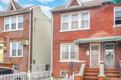 4119 Paulding Ave, Bronx, NY 10466-4707