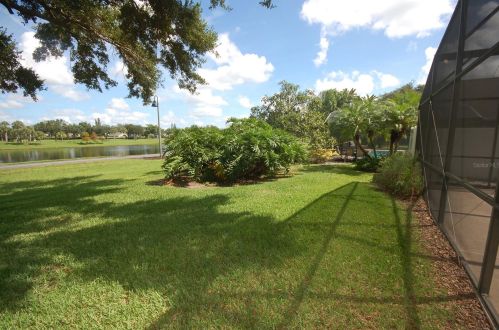 536 White River Dr, Orlando FL  32828-8938 exterior