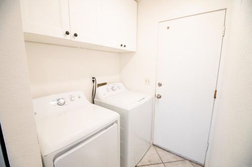 6319 Caminito Del Pastel, San Diego CA  92111-6825 exterior