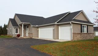7022 Dupre Rd, Lino Lakes, MN 55038-7035