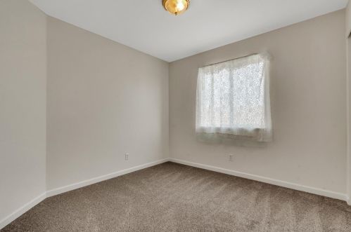 8011 Andante Dr, Citrus Heights CA  95621-1402 exterior