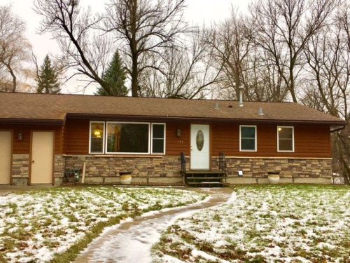 121 Carlton Ct, Mankato, MN 56001-4256
