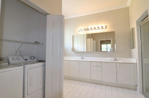 400 Sunview Way, Fort Pierce FL  34986-2655 exterior